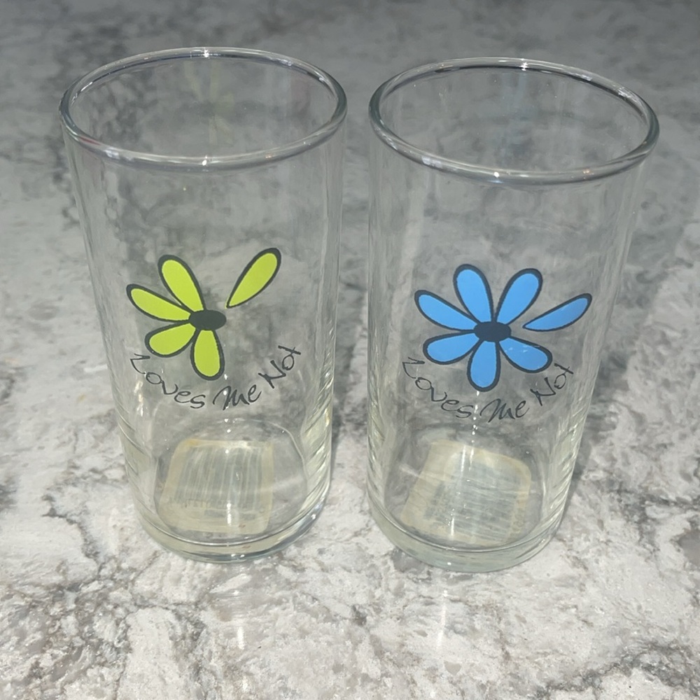 Loves me not Juice Glasses
